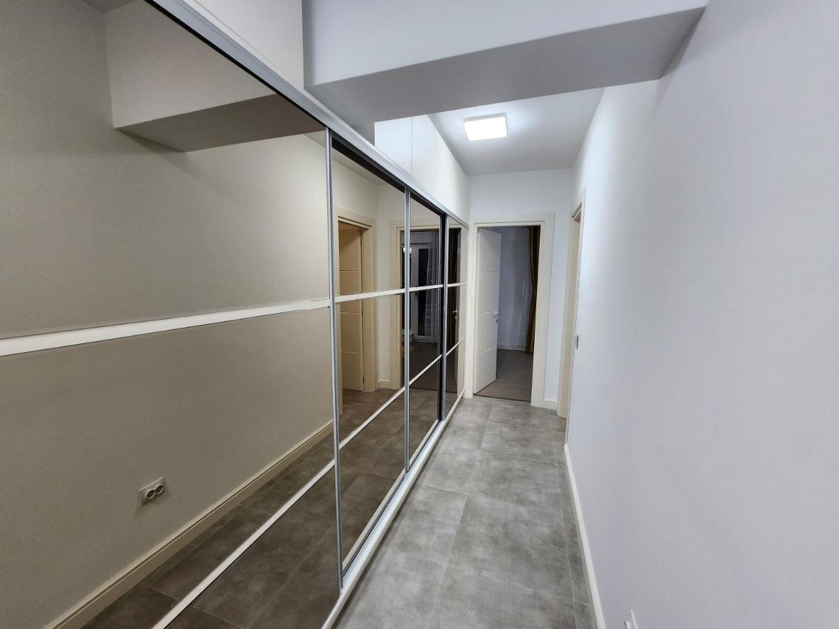 Near Airport 2 Rooms Apartments In Himson Яссы Экстерьер фото