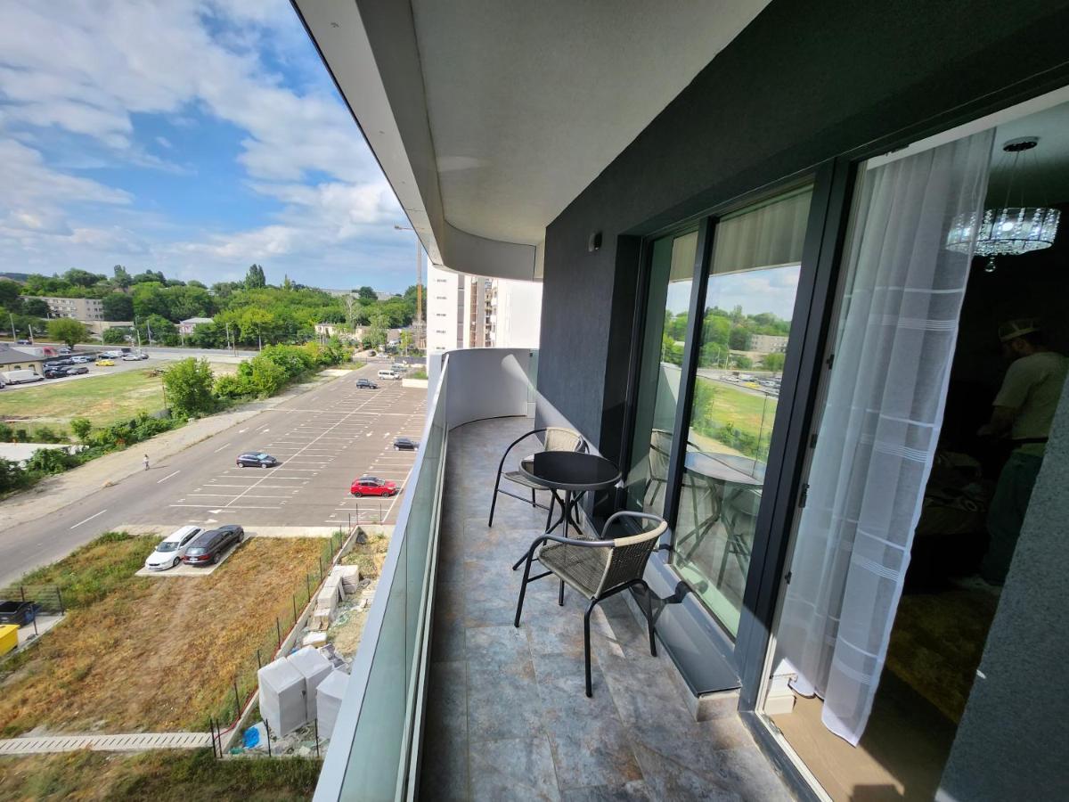 Near Airport 2 Rooms Apartments In Himson Яссы Экстерьер фото
